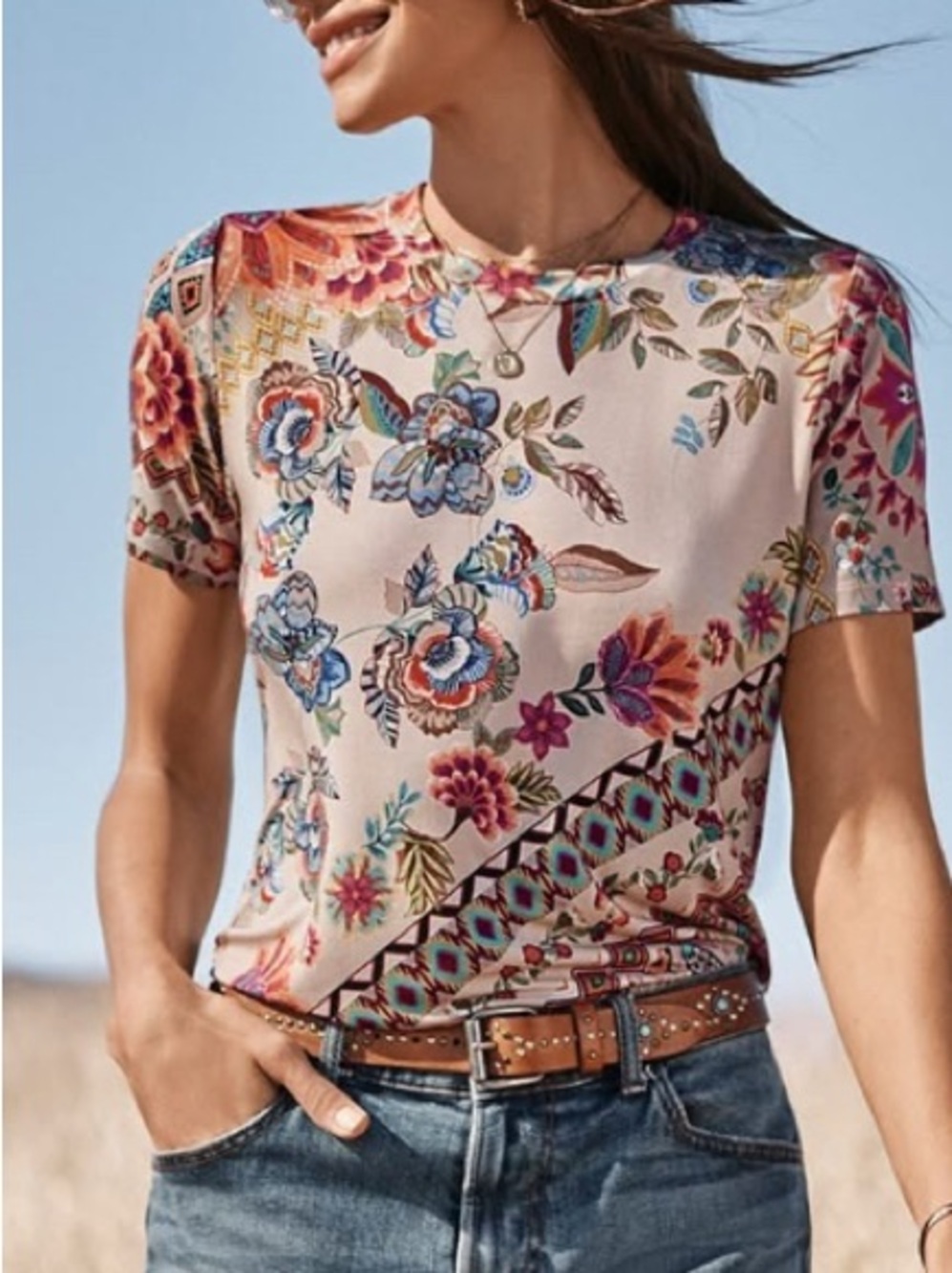 Tee - Picture 2 of 12